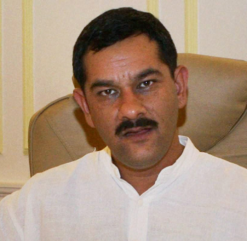 Congress royalty: Rahul&#39;s friend Maharaja <b>Jitendra Singh</b> - Current News - jitendra-singh-web